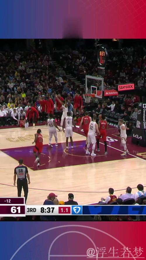 英格拉姆低位单打 翻身跳投精准发力 英格拉姆低位单打 翻身跳投精准发力